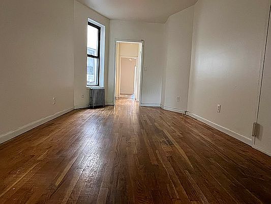4th image of 422 E 77th St #5