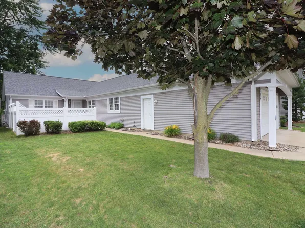 206 Ashbury Ct, South Bend, IN 46615