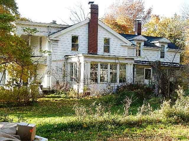2nd image of 10091 Valley View Rd