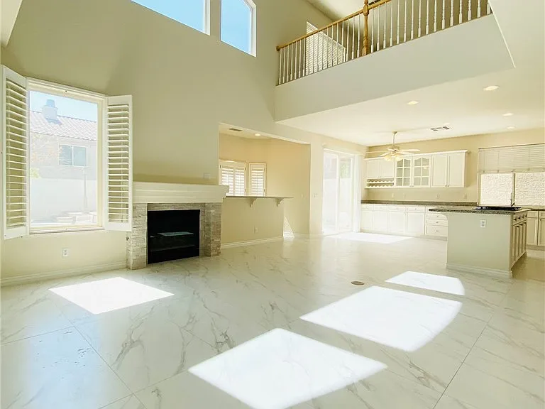 188 Tamarron Cliffs St — Photo 5