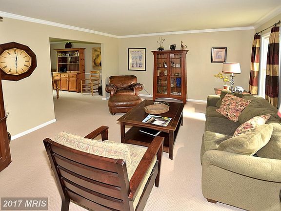 4th image of 4406 Woods Edge Ct