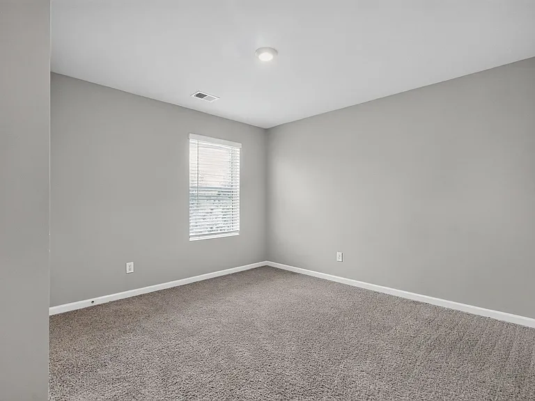 446 Furlough Dr — Photo 20