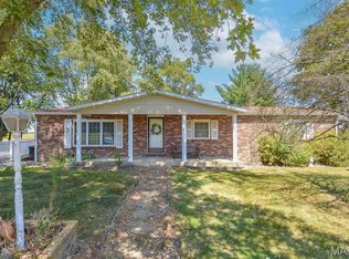 5451 Club Congress Rd, Waterloo, IL 62298