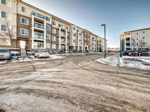 298 NE Sage Meadows Park NW #1118, Calgary, AB T3P 1P5