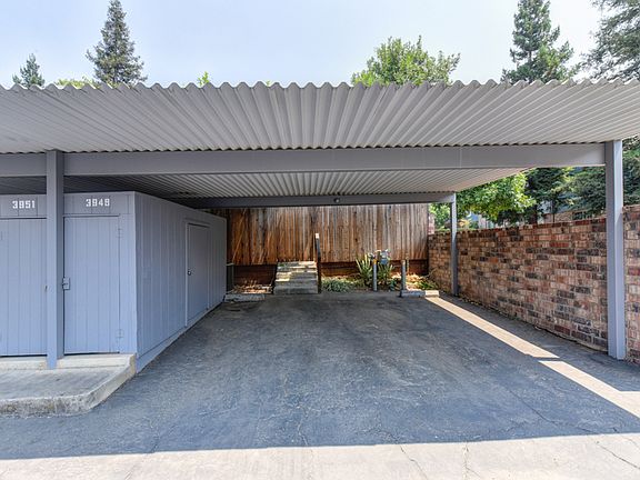 5th image of 3949 Oak Villa Cir