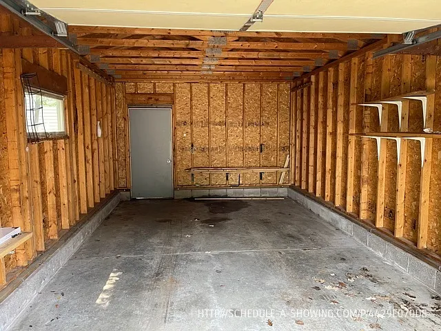 402 E Park St — Photo 11
