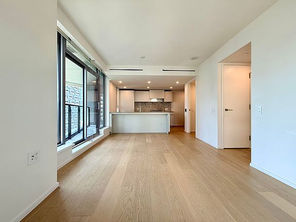 3rd image of 889 Pacific St #1107