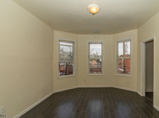 494 21st St, Irvington, NJ 07111