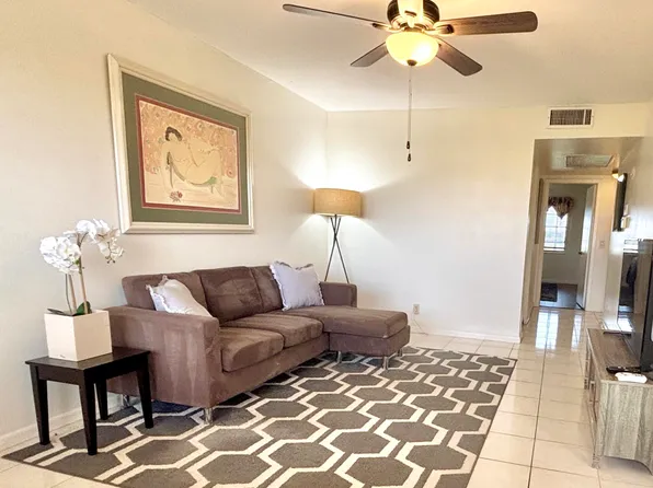 4032 Newcastle B, Boca Raton, FL 33434