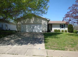 1069 Columbia Dr, Decatur, IL 62522