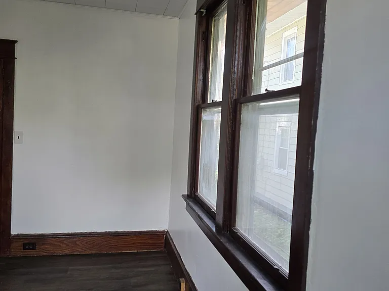 231 Thomson Ave #1 — Photo 21
