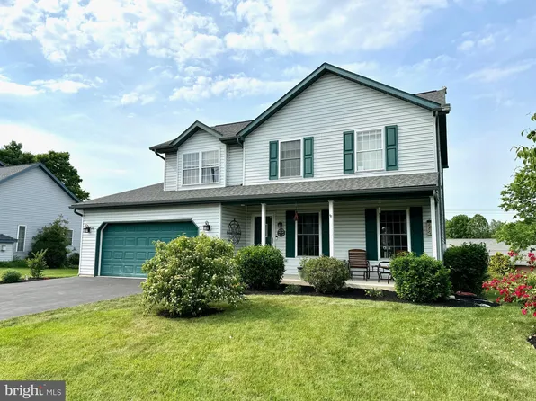 216 Winding Way, Womelsdorf, PA 19567