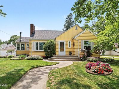 217 Woodland Ave, Swanton, OH, 43558