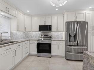 6049 Vía Diana, Delray Beach, FL 33484