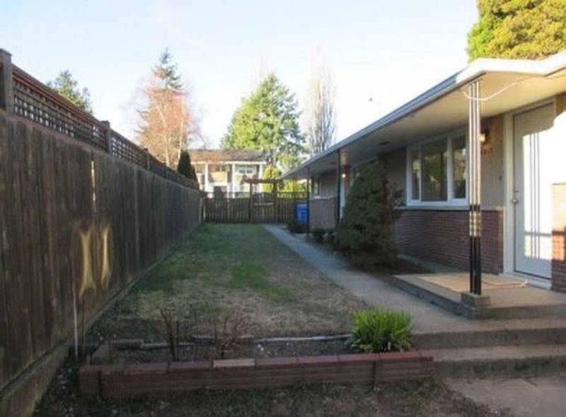 1st image of 4015 Pacific Ave #4017