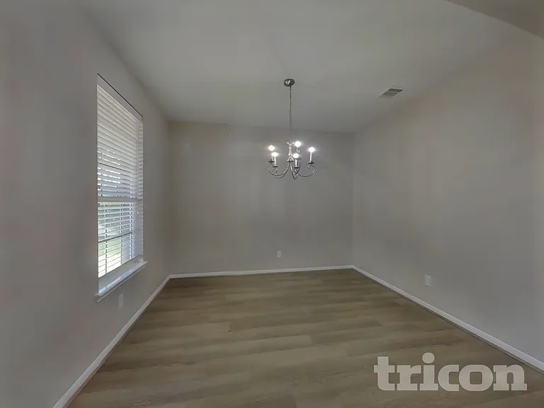 6106 Carver Pines Dr — Photo 4