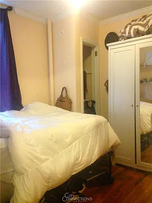 Rented by City Connections Realty | media 32