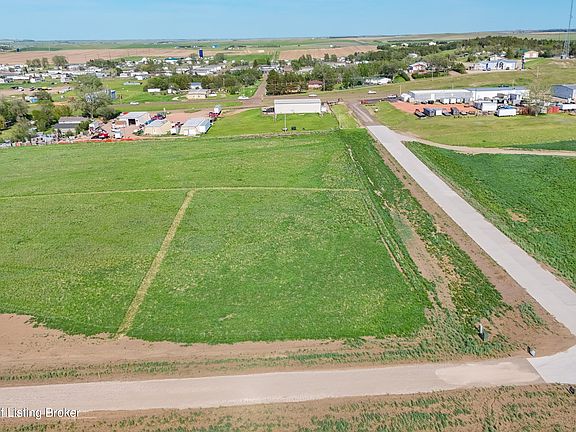 3rd image of LOT 1A Southfork Acres