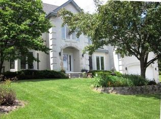 3149 Christopher Ln, Shoreview, MN 55126