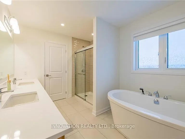 133 Maynooth Ct — Photo 8