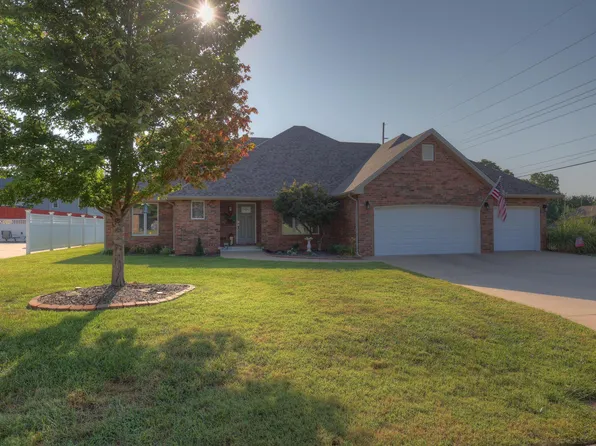 2701 N Miller Avenue, Joplin, MO 64801
