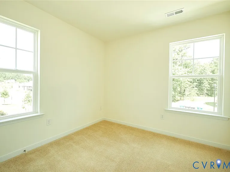 214 Greenpark Rd — Photo 28