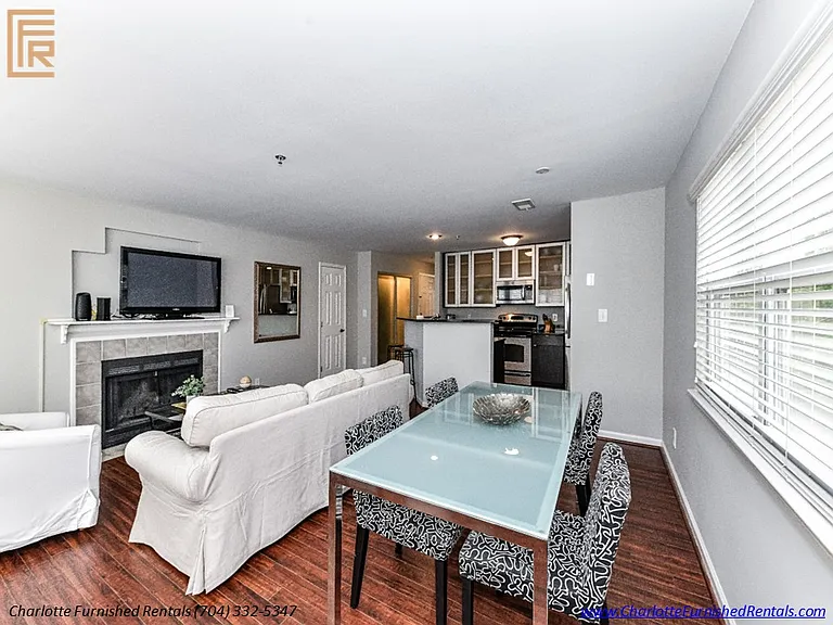 509 Graham St #2 — Photo 20