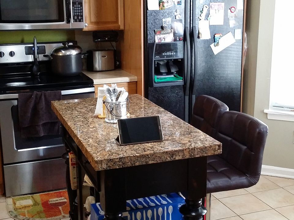 1st image of 1522 Fairfax Dr