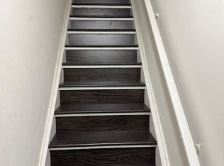 16 Edinburgh Dr #Basement, Brampton, ON L6Y 6A7