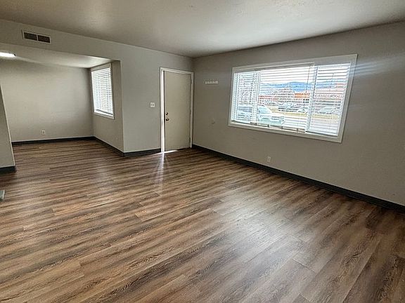 4th image of 1404 Toole Ave #1