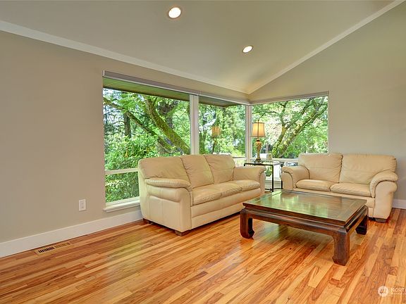 5th image of 5123 64th Street NE