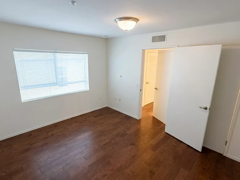 3680 Keystone Ave #4 — Photo 3