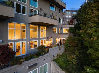 505 W Mercer Pl APT 103, Seattle, WA 98119