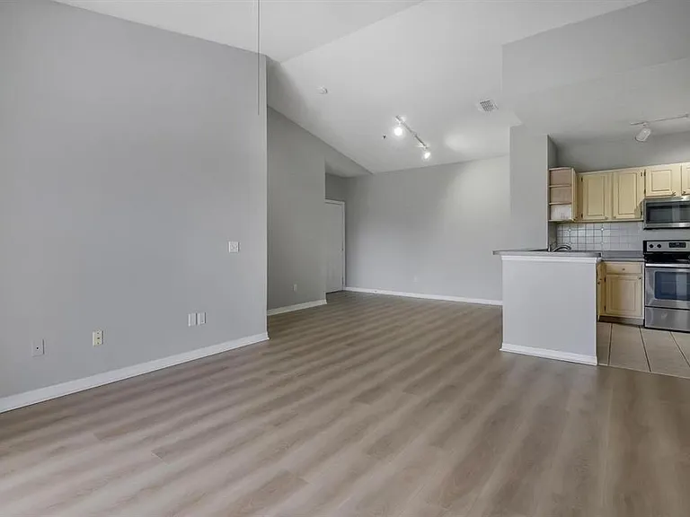 2705 Maitland Crossing Way #303 — Photo 4