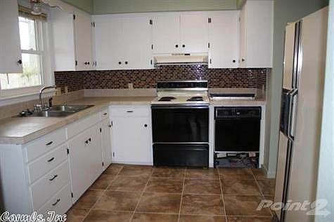 2nd image of 1116 Janssen Ave