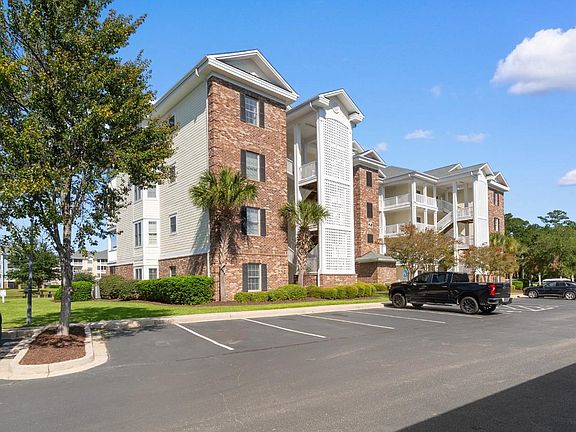 3rd image of 4812 Magnolia Lake Dr. #403