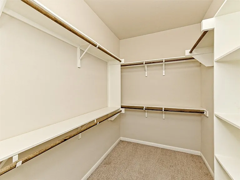 21800 Ryan Dr — Photo 17