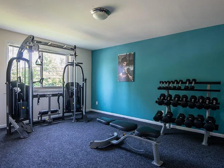Harbor Place Apartment Homes — Photo 17