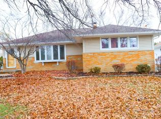 16796 Bardbury Ave, Middleburg Heights, OH