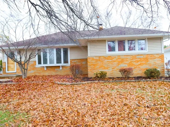 16796 Bardbury Ave, Middleburg Heights, OH 44130
