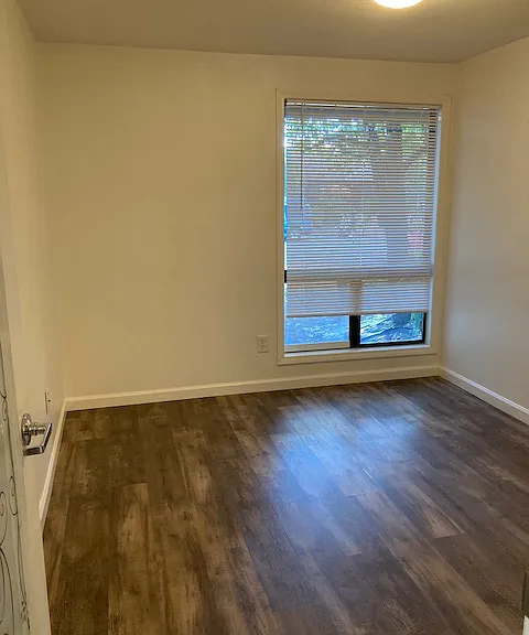 522 SE Olympia Dr — Photo 8