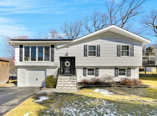 521 Edith Rd, Landing, NJ 07850