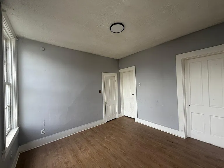 510-518 N College St #518 — Photo 6