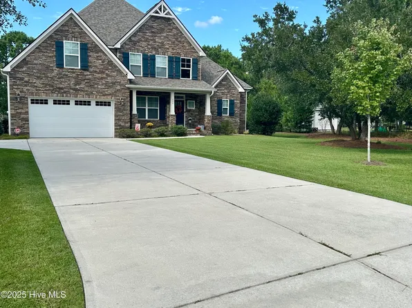 102 Dolphin View Court, Sneads Ferry, NC 28460