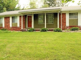 2611 Bullard Rd, Hartland, MI 48353