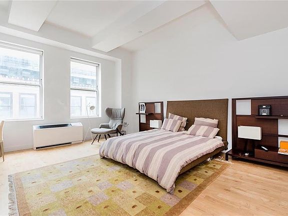 3rd image of 15 Broad St APT 2220