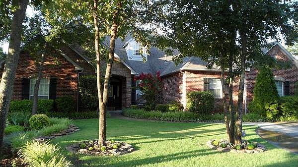 604 W. 37th Place
