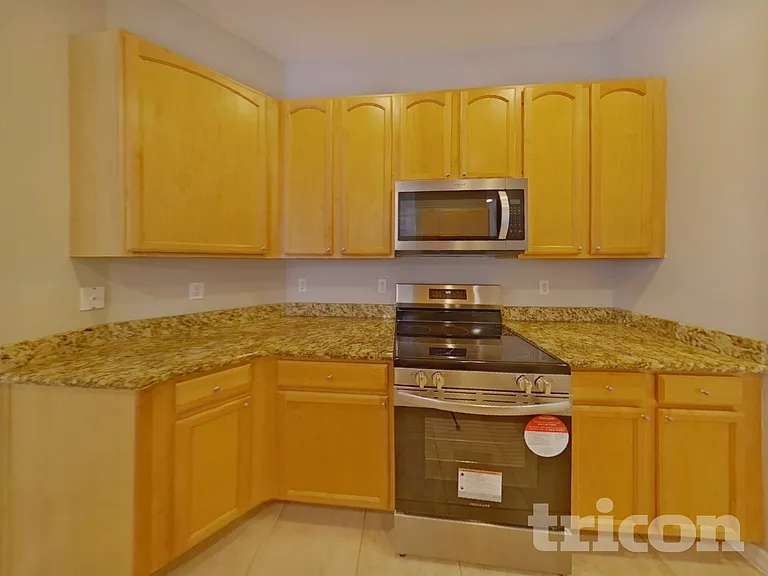1751 Southern Oak Loop — Photo 5