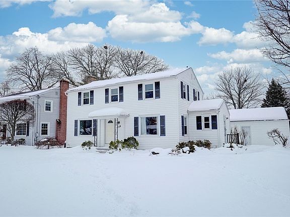 2nd image of 139 Baycrest Dr