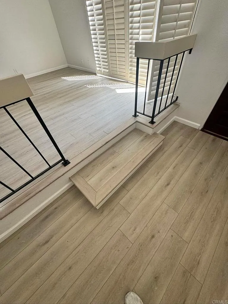 3 bed, 2.5 bath, 1707 sqft, $4,800 — Photo 3
